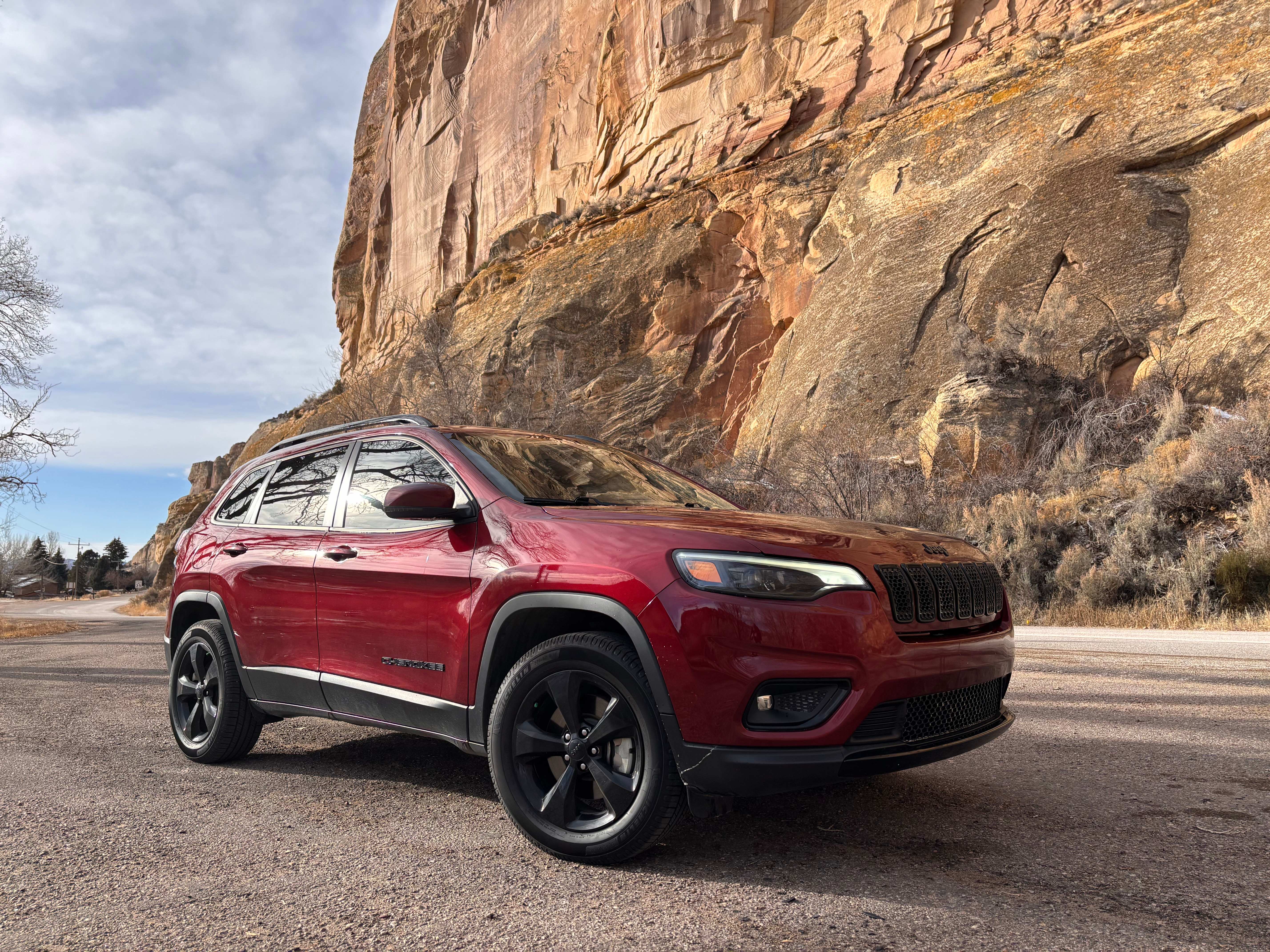 2020 Jeep Cherokee Altitude - Image 1