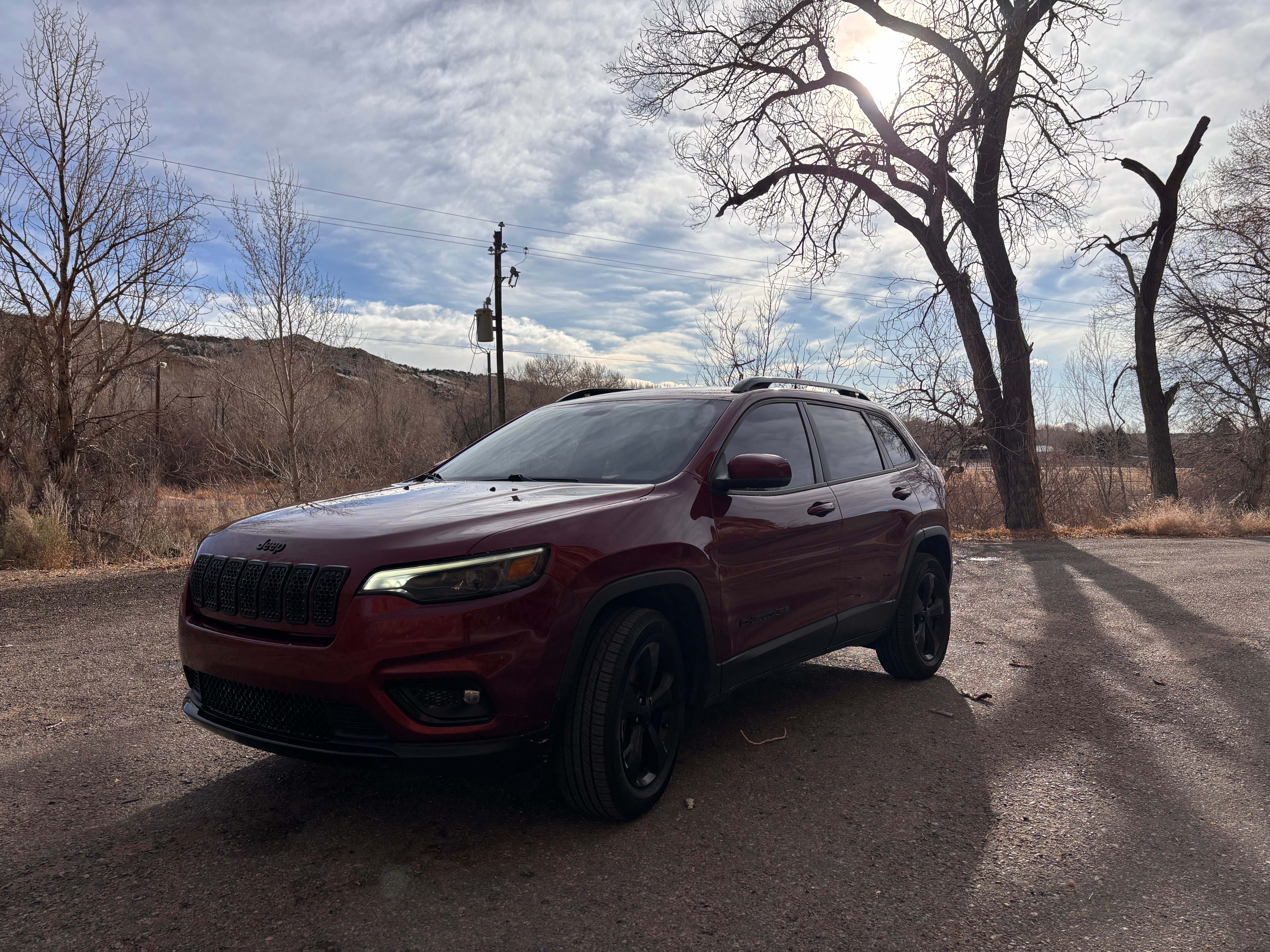 2020 Jeep Cherokee Altitude thumbnail 2