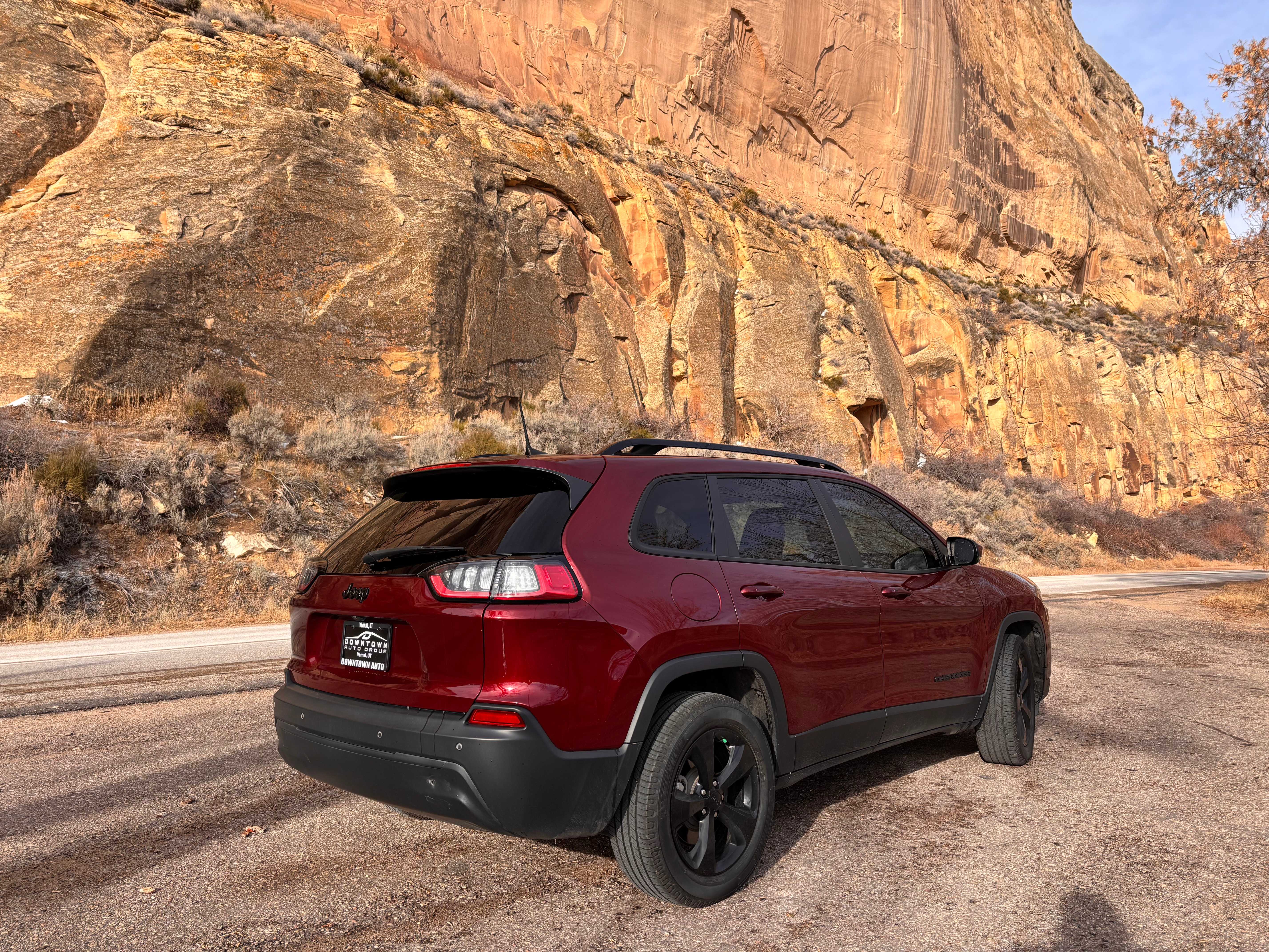2020 Jeep Cherokee Altitude thumbnail 4