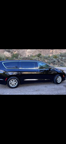 2024 Chrysler Pacifica - Image 1